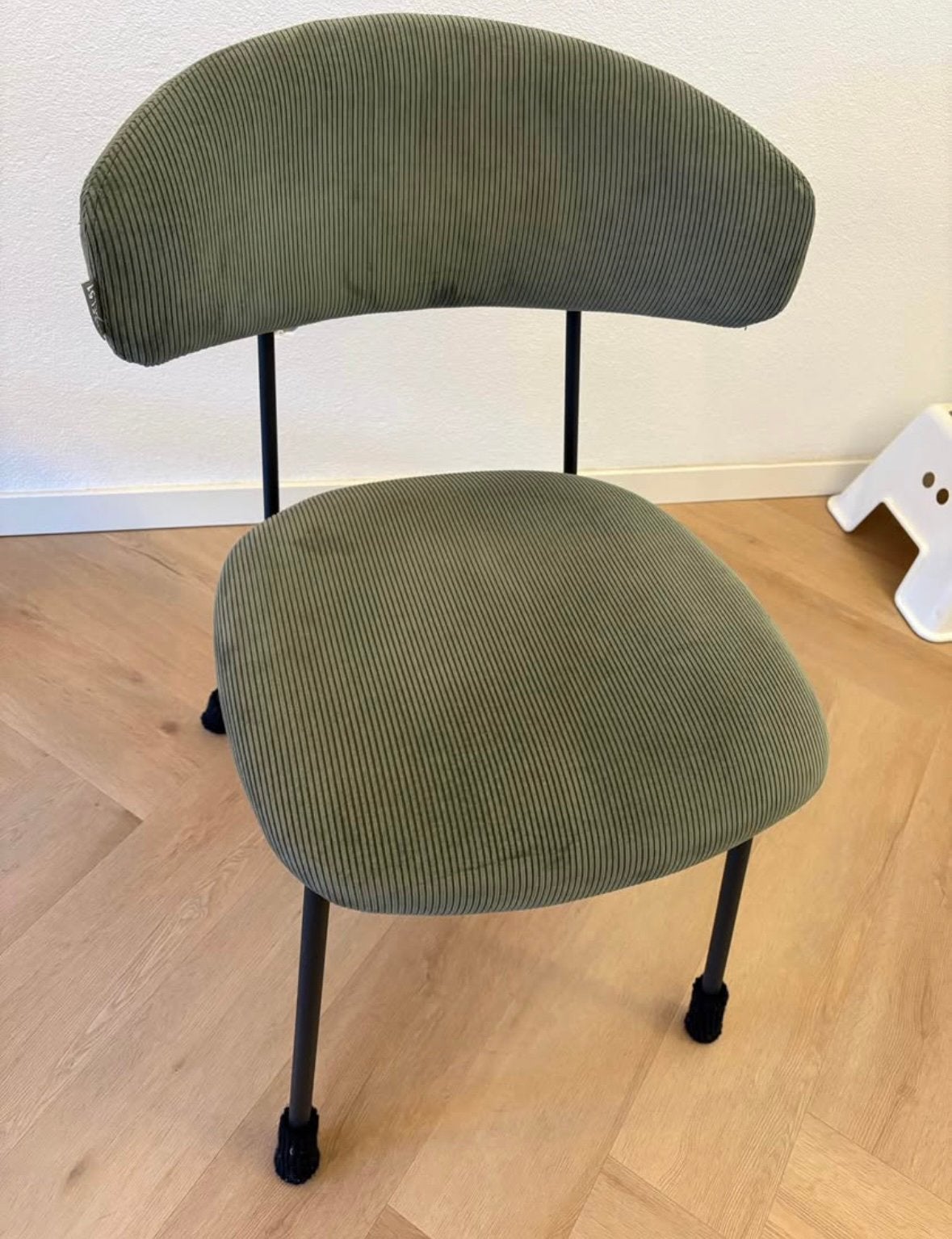 4 Eettafel stoelen van het merk label51, Huis en Inrichting, Stoelen, Ophalen, Zo goed als nieuw