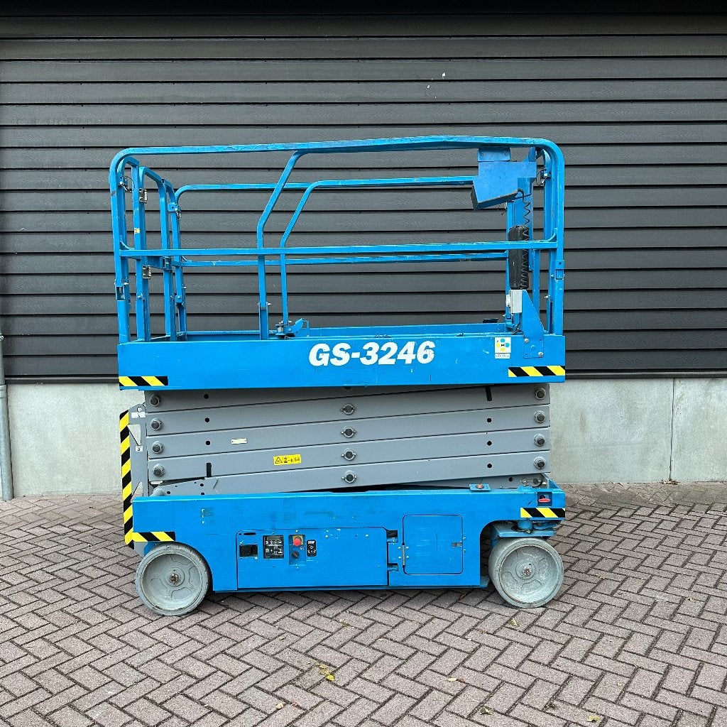 Genie GS-3246 Schaar hoogwerker 12meter, Zakelijke goederen, Ophalen