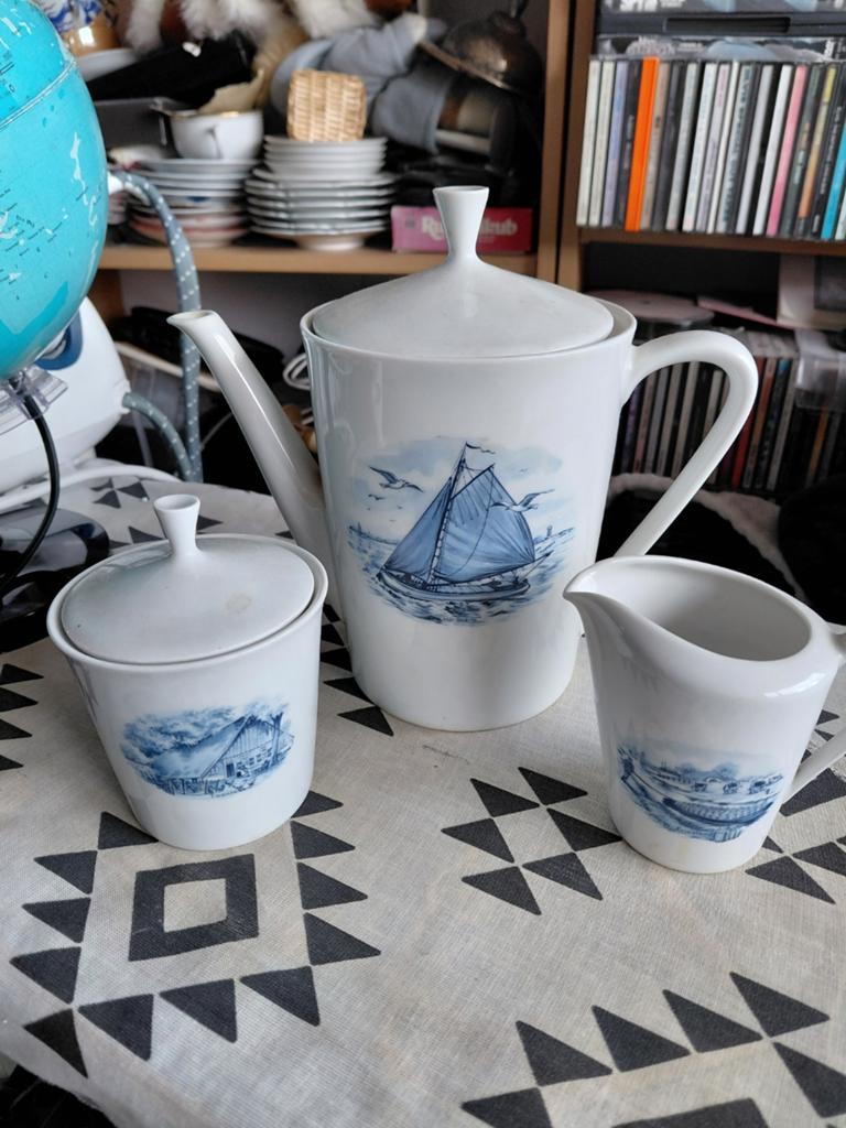 koffiepot suiker en melkstel servies Holland merk Bavaria, Ophalen of Verzenden