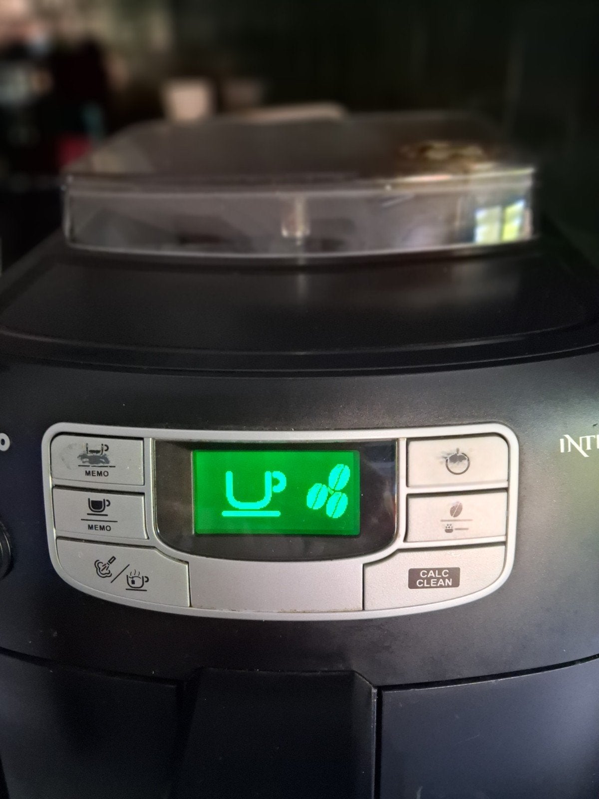 Saeco Intelia volautomatische espressomachine, Witgoed en Apparatuur, Ophalen, Gebruikt, Koffiemachine, Koffiebonen