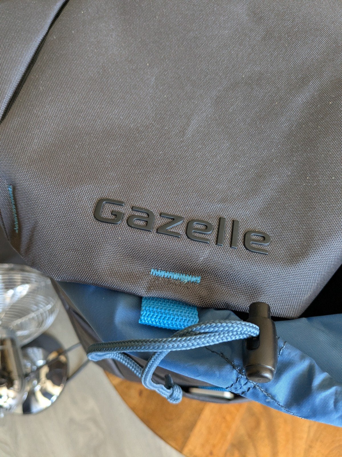 Gazelle fietstassen en fietshelm, Fietsen en Brommers, Ophalen, Zo goed als nieuw, Gazelle