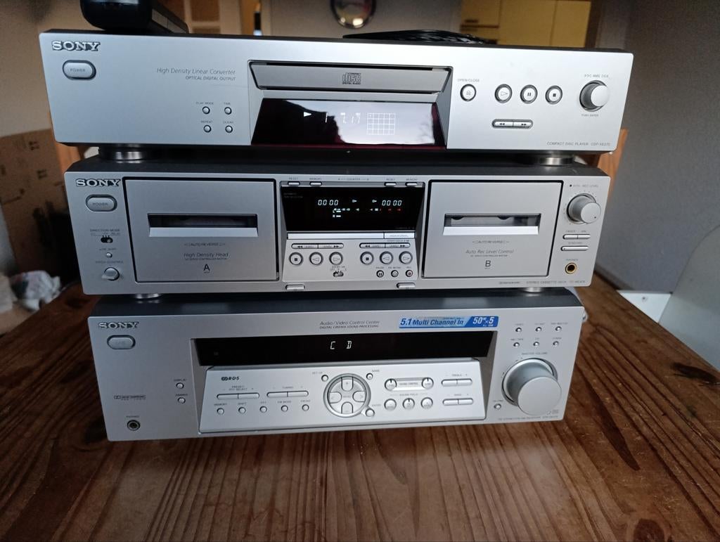 Sony audioset: Receiver, CD-speler, dubbel cassettedeck, Ophalen
