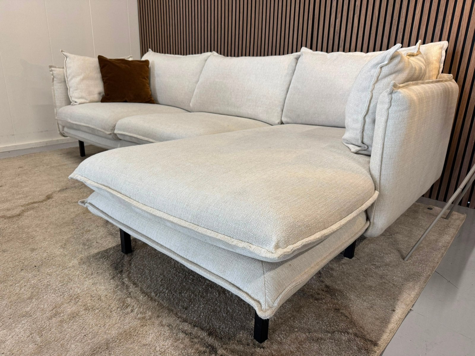 Woood Gayle - Hoekbank - Zandkleur - Beige Zeer Nette Staat, Ophalen of Verzenden, Zo goed als nieuw, 150 cm of meer, Vierpersoons of meer