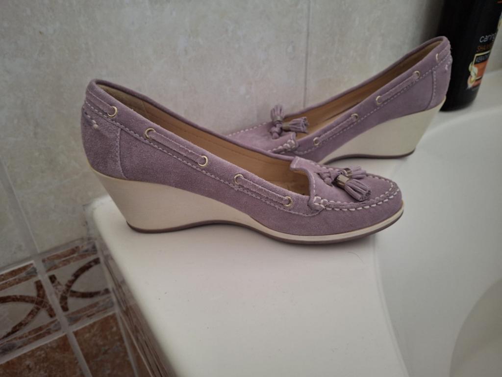 Mooie lila Geox sleehakken - Maat 38, Kleding | Dames, Schoenen, Geox, Overige kleuren, Zo goed als nieuw, Sandalen of Muiltjes