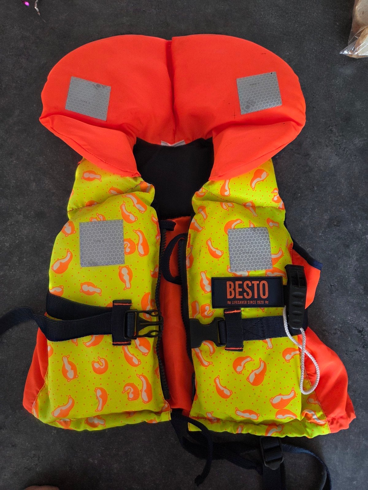 Besto Peuter Reddingsvest 15-20 kg - Zo goed als nieuw, Watersport en Boten, Watersportkleding, Ophalen, Zo goed als nieuw