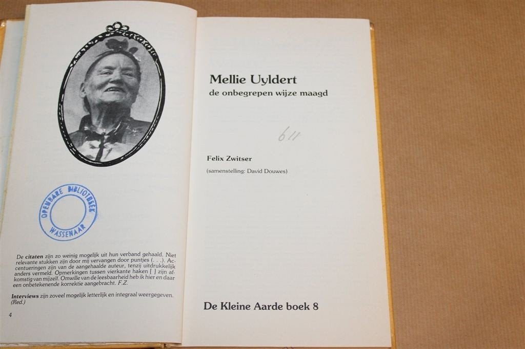 Mellie Uyldert — Analyse van haar Denkbeelden, Astrologie, Ophalen of Verzenden, Gelezen, Overige onderwerpen, Achtergrond en Informatie