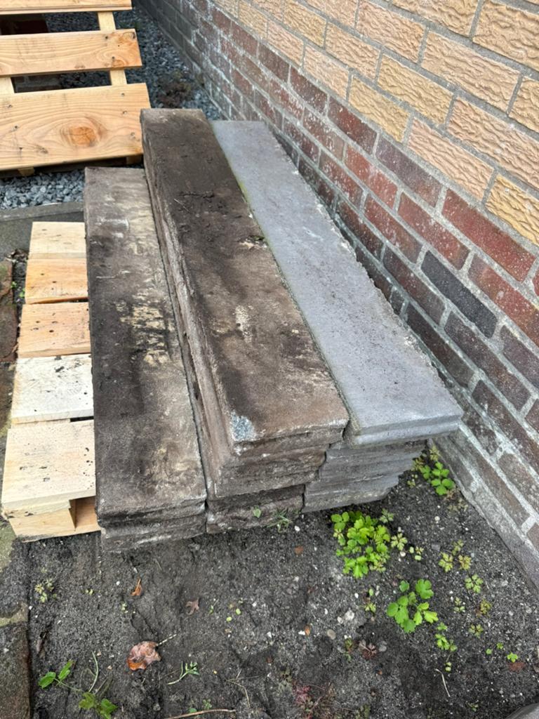 Betonbandjes / palissade’s, Ophalen