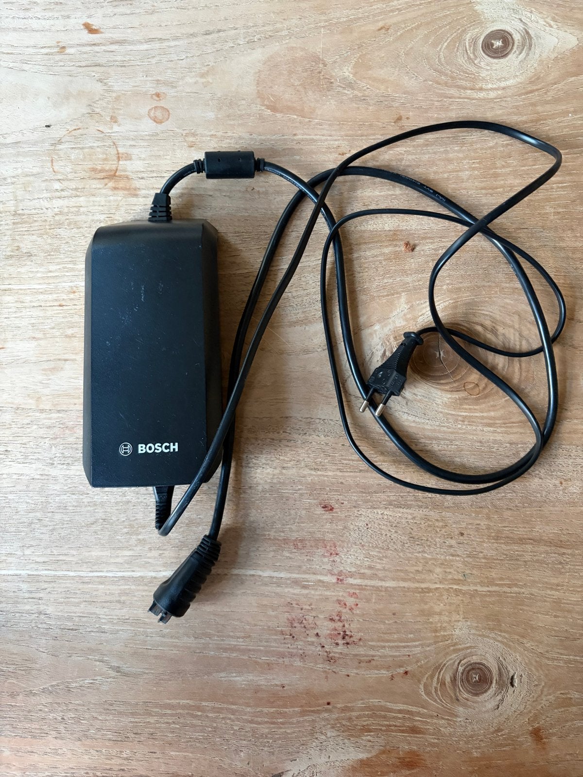 Bosch BES 2 Oplader voor Urban Arrow (gestolen bakfiets), Zo goed als nieuw