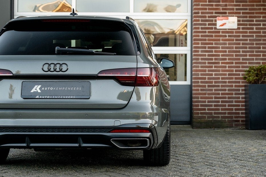 Audi A4 Avant 40 TFSI S line | Panorama | Bang & Olufsen | T, Auto's, Gebruikt, 4 cilinders, 1984 cc, Origineel Nederlands