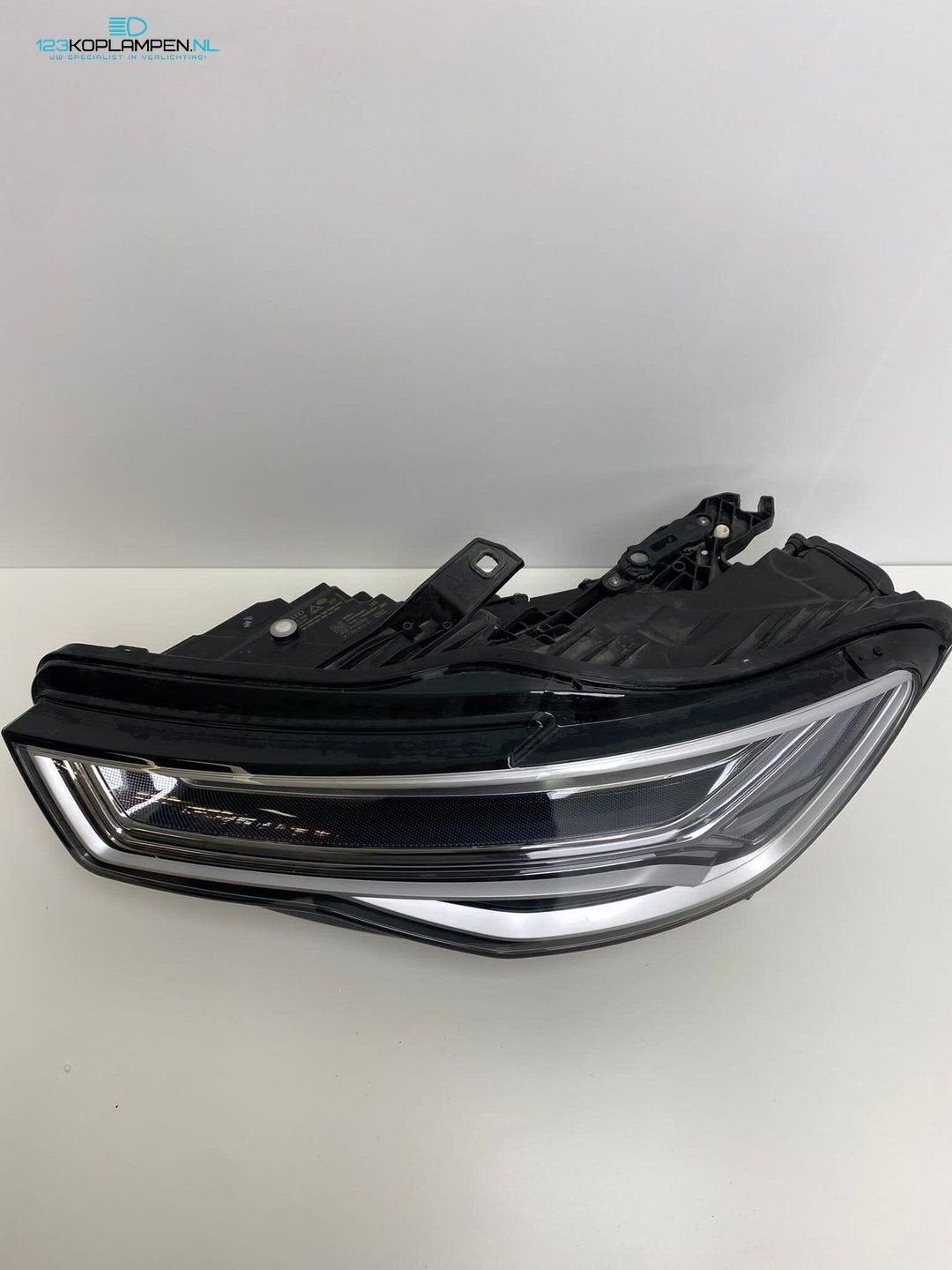 (VR) Audi A6 S6 4G C7 Facelift Matrix Led koplamp links, Gebruikt, -, -, -