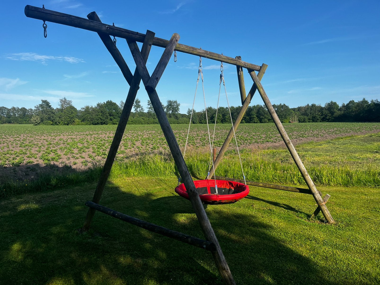 Degelijke houten schommel, Ophalen, Gebruikt, Schommel