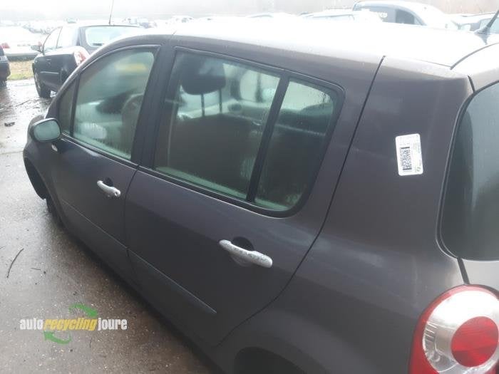 Portier 4Deurs links-achter van een Renault Modus (TED14), Auto-onderdelen, Gebruikt, -, -, -