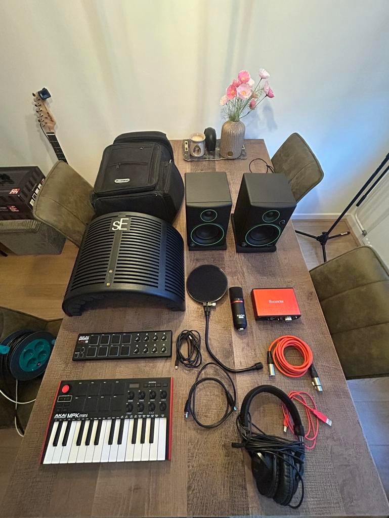 Muziek Studio Spullen te Koop (Volledige opname Set + MIDI), Ophalen, Zo goed als nieuw