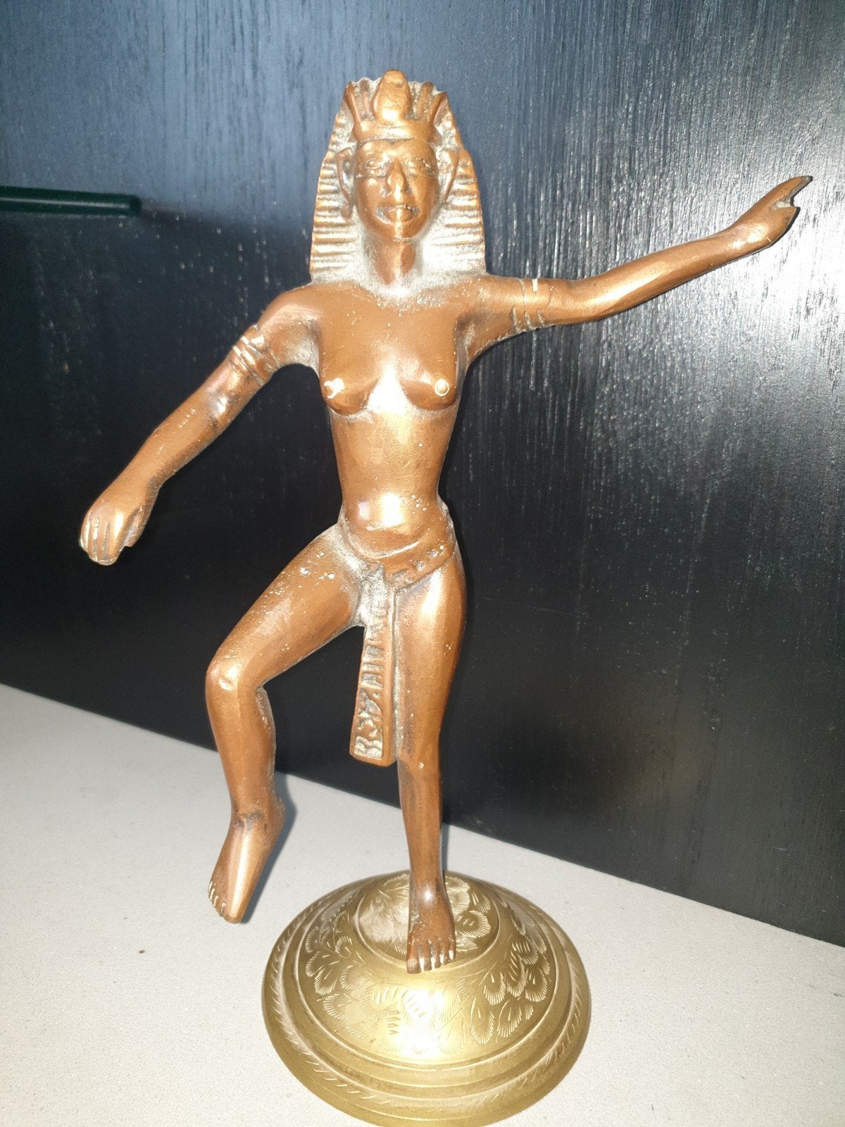 Koperen Egyptische Vrouw Beeldje - 26cm Hoog, Ophalen of Verzenden