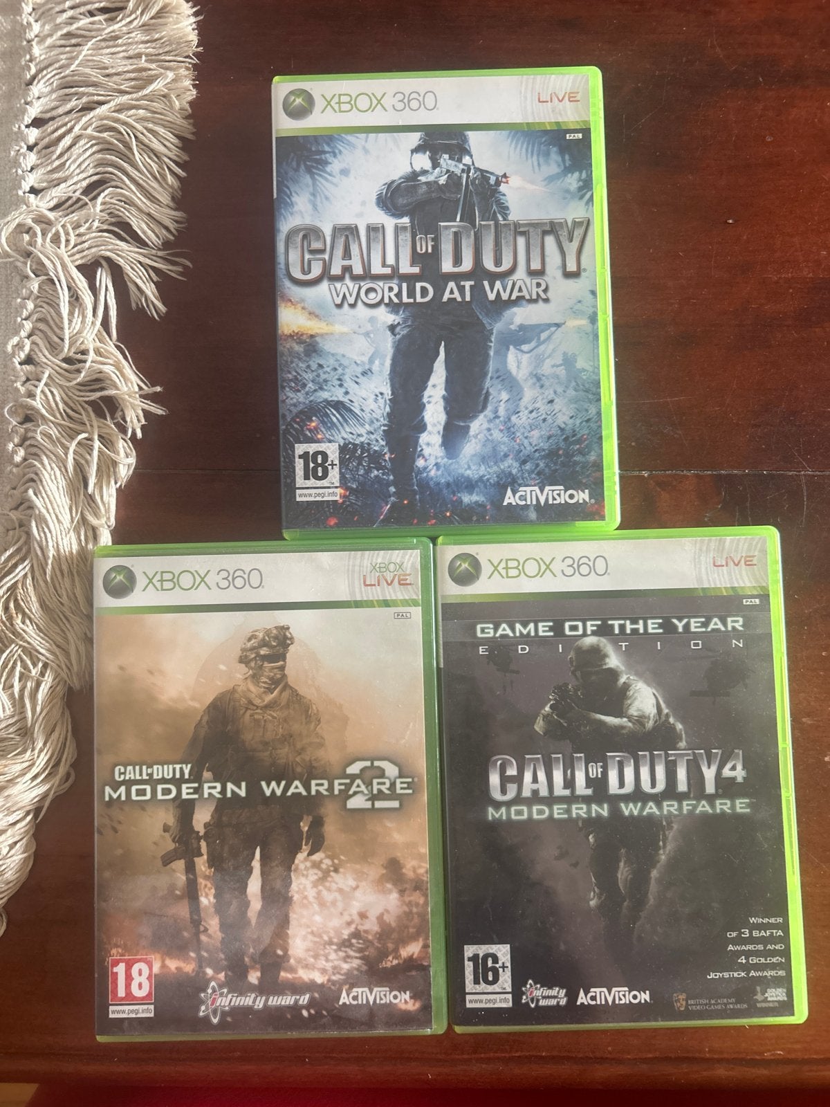 Call of Duty Xbox 360 games: World at War, MW2, MW4, Online, Gebruikt, Vanaf 18 jaar, Shooter