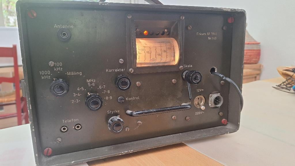 Vintage militaire meetontvanger/signaalgenerator uit ca.1951, Ophalen of Verzenden, Landmacht, Overige gebieden, Overige typen