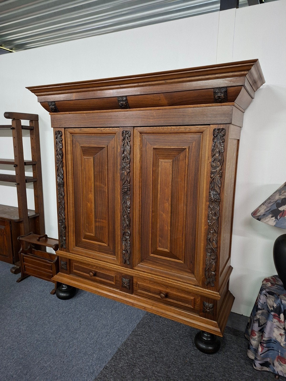 Prachtige Kussen Rankenkast - Showroommodel, Ophalen
