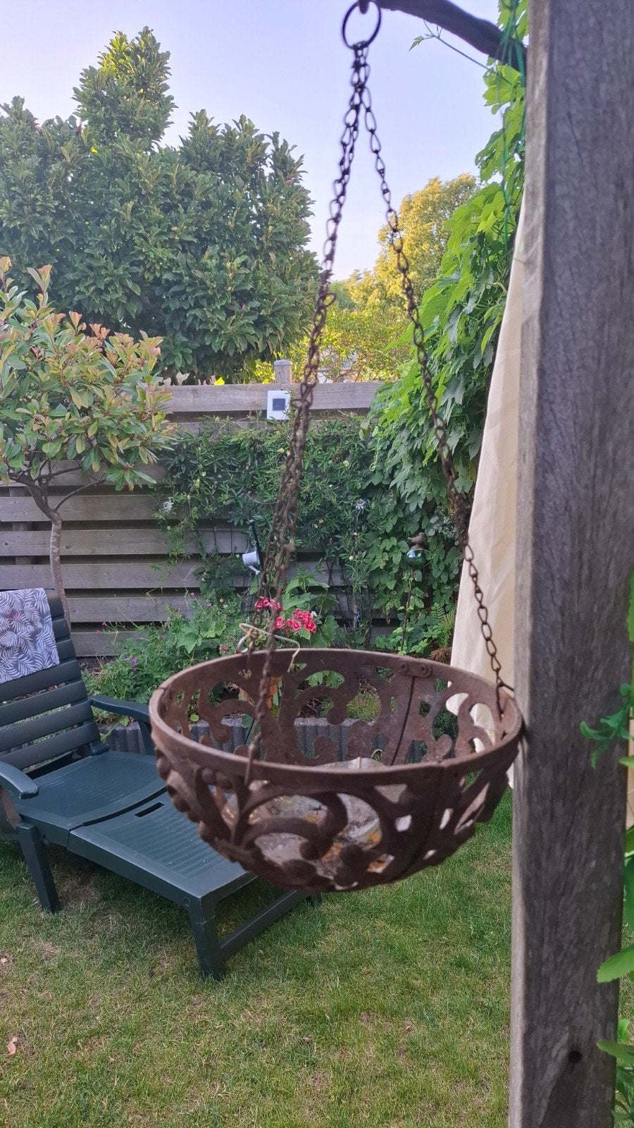 Antieke gietijzeren hangmandvoor planten, Antiek en Kunst, Ophalen