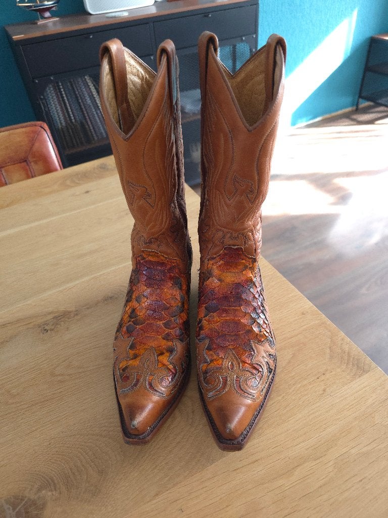 Sendra laarzen python, Bruin, Ophalen of Verzenden, Zo goed als nieuw, Hoge laarzen