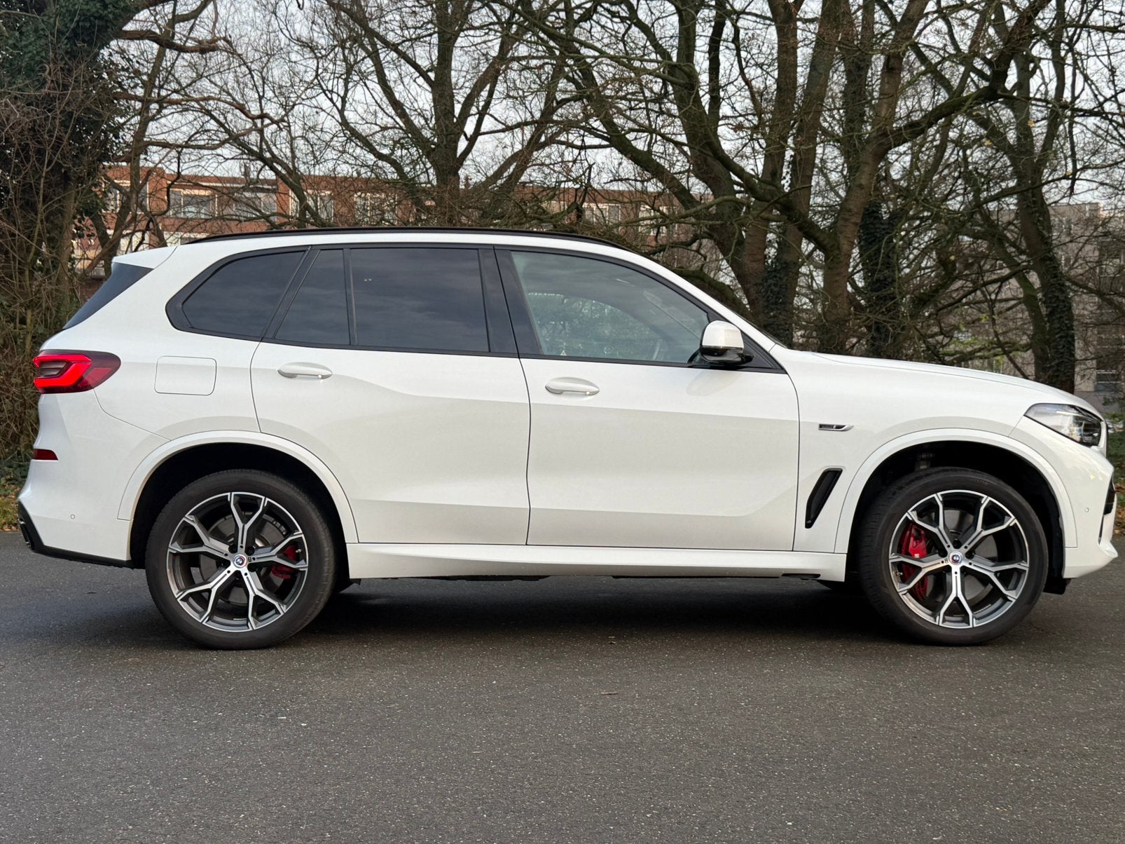 BMW X5 xDrive45e M SportHigh Executive2022 57.000 km garanti, Auto's, BMW, Automaat, USB, Wit, Leder