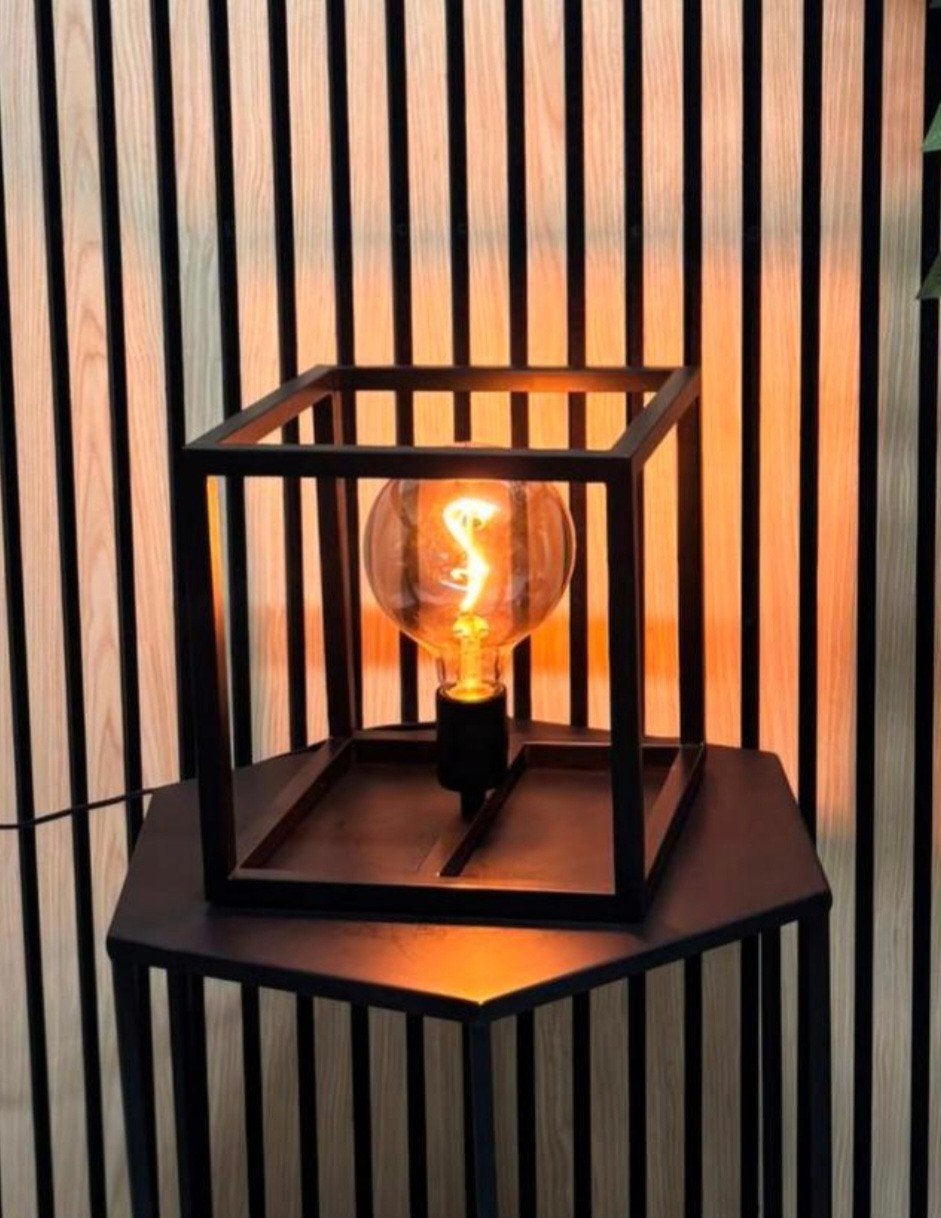 Stoere Vierkante Tafellamp - 26x26x26 - Nieuw..!!, Met schakelaar, Overige merken, 26 cm, Nieuw