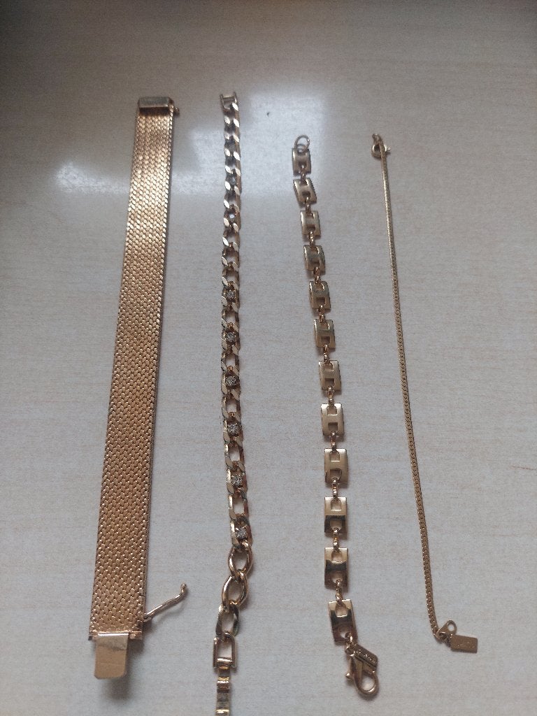 4 Armbanden zie scans, Ophalen of Verzenden, Postfris