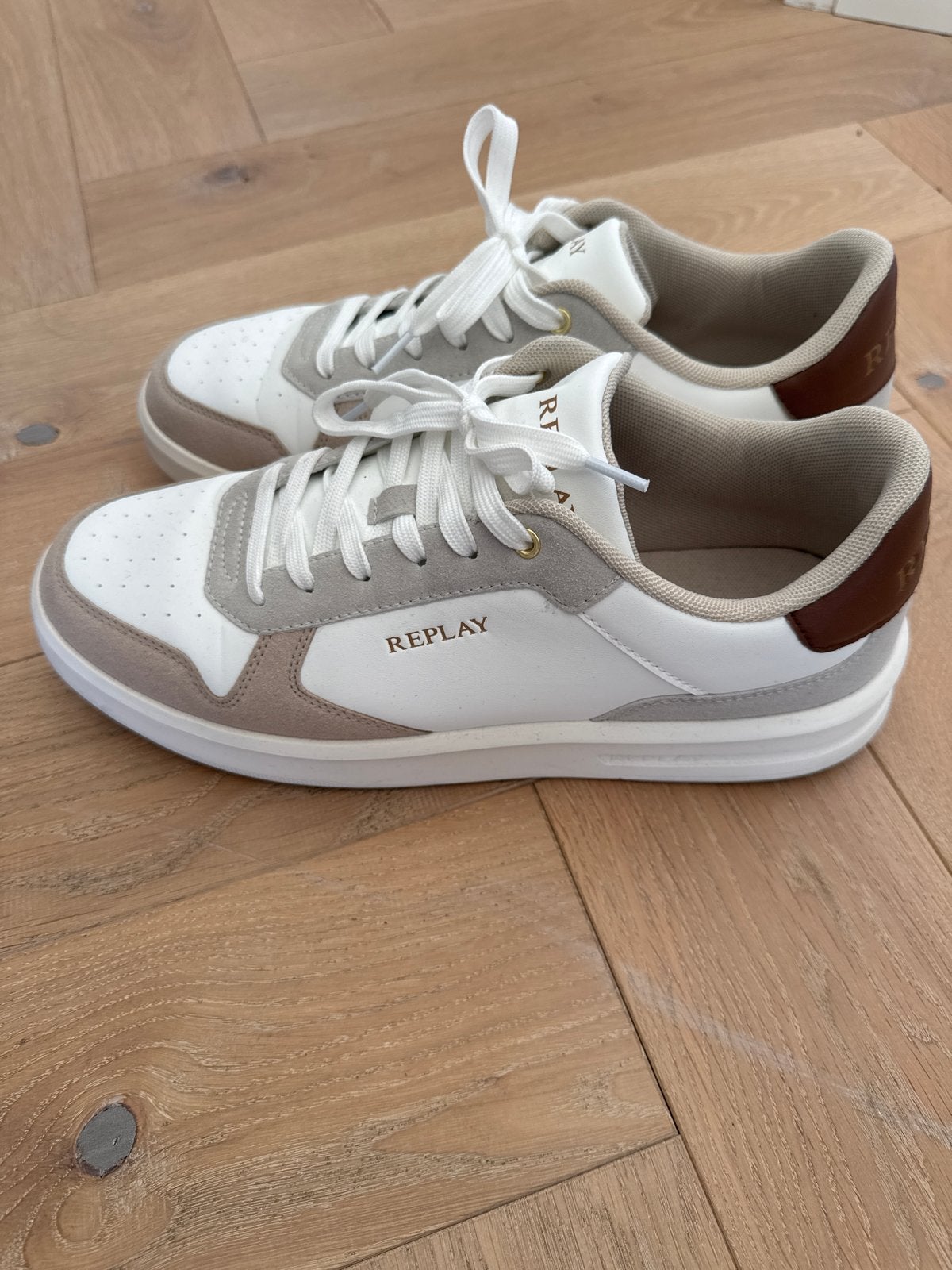 Replay Sneakers - Maat 45 - Zo goed als nieuw, Ophalen of Verzenden, Zo goed als nieuw, Wit, Sneakers of Gympen