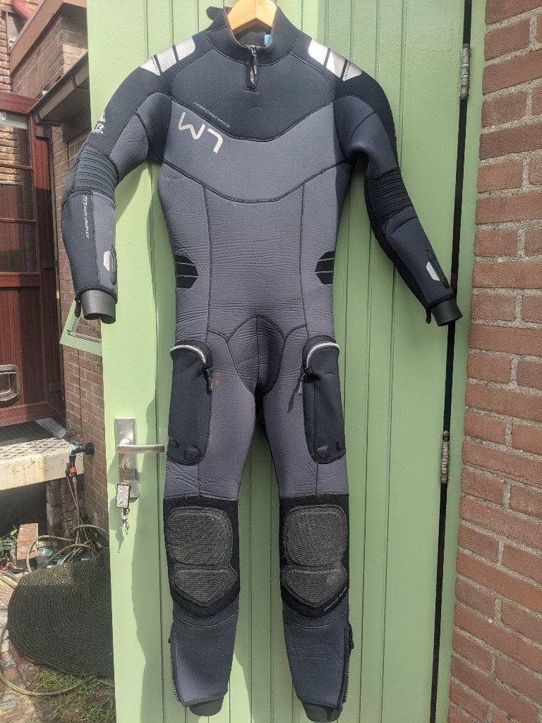Waterproof W7 wetsuit man M 7mm, Watersport en Boten, Ophalen of Verzenden, Zo goed als nieuw, Duikpak