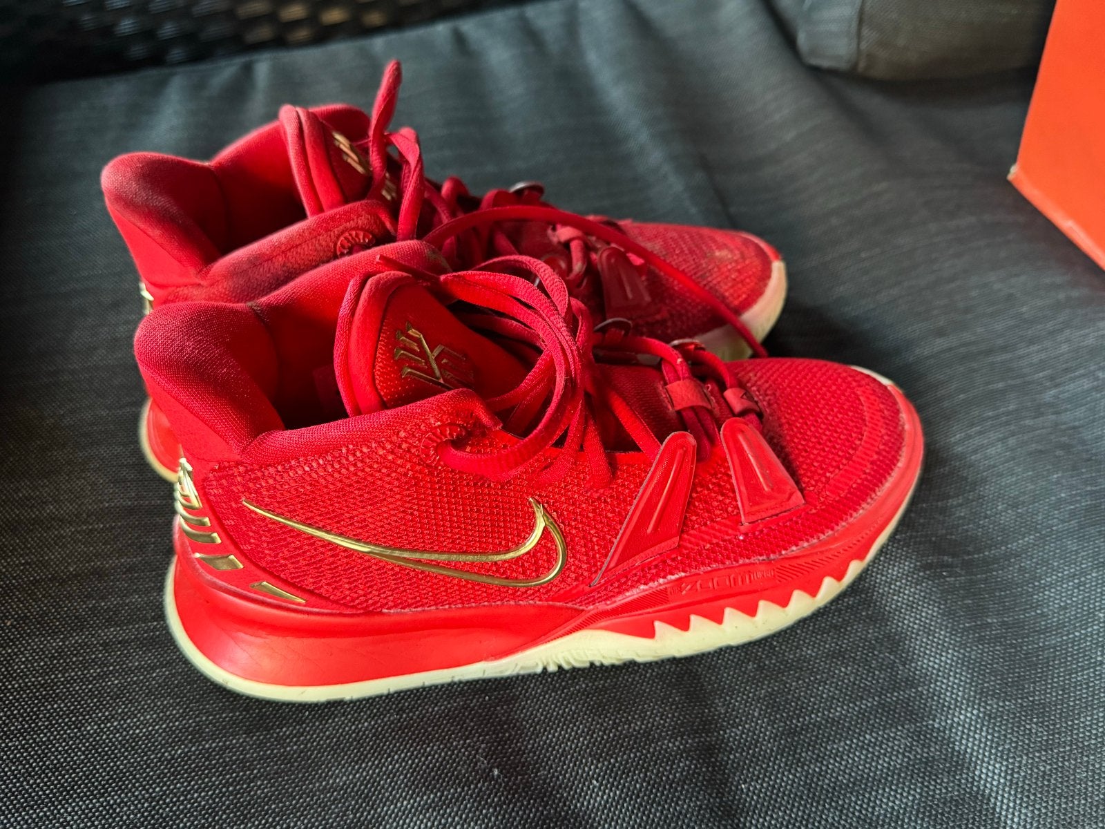 Nike Kyrie 7 - Rode basketbalschoenen maat 38,5, Overige kleuren, Ophalen of Verzenden, Sneakers of Gympen, Zo goed als nieuw
