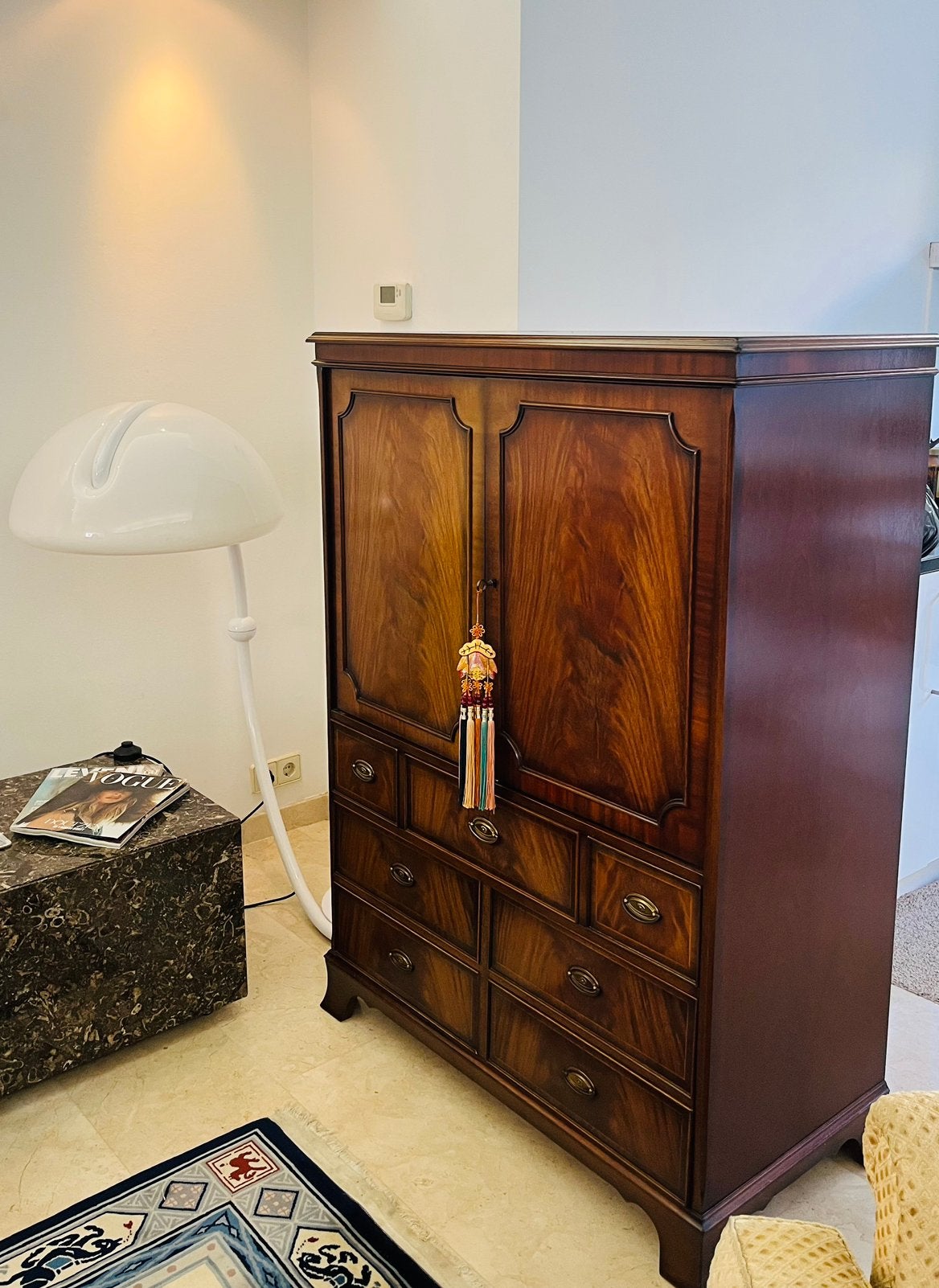 Mooie middel hoge kast in mooi hout van Pander /Rotterdam, Ophalen