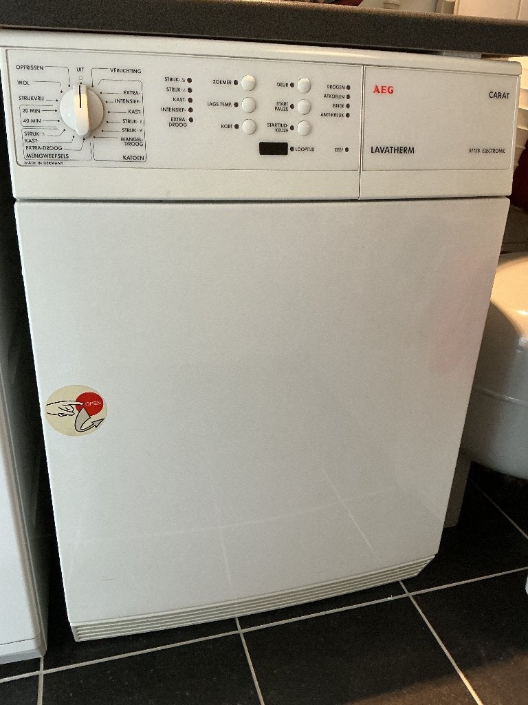 Wasdroger, Witgoed en Apparatuur, Wasdrogers, Ophalen, 6 tot 8 kg, Gebruikt, Luchtafvoer