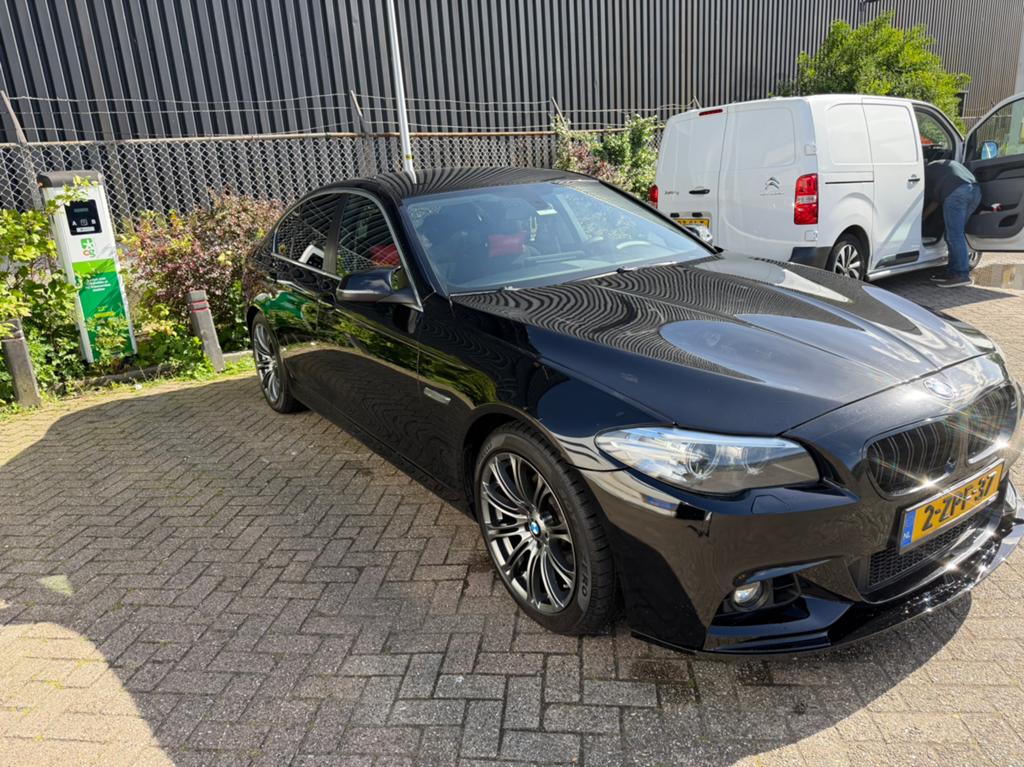 BMW 5-Serie 2.0 520I AUT 184 PK Sedan 2015 Zwart, Achterwielaandrijving, 4 cilinders, 2000 kg, Zwart