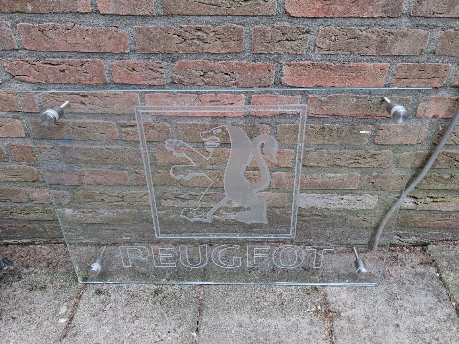 Mooi glazen Peugeot bord voor liefhebbers, Ophalen of Verzenden