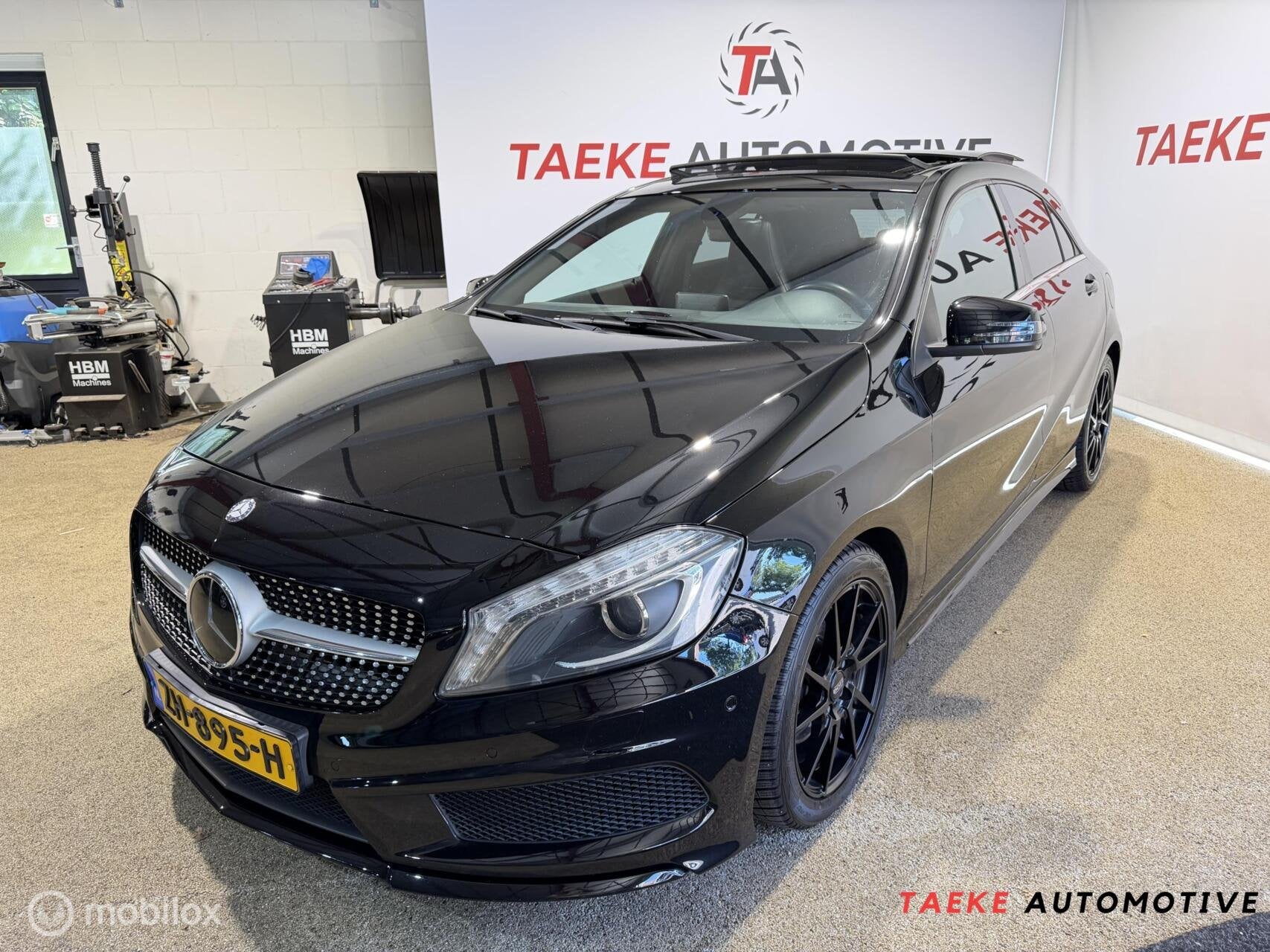 Mercedes A-klasse 200 Prestige AMG/AUT/CLIMA/CRUISE/PANO, Gebruikt, 1595 cc, Bedrijf, 19 km/l