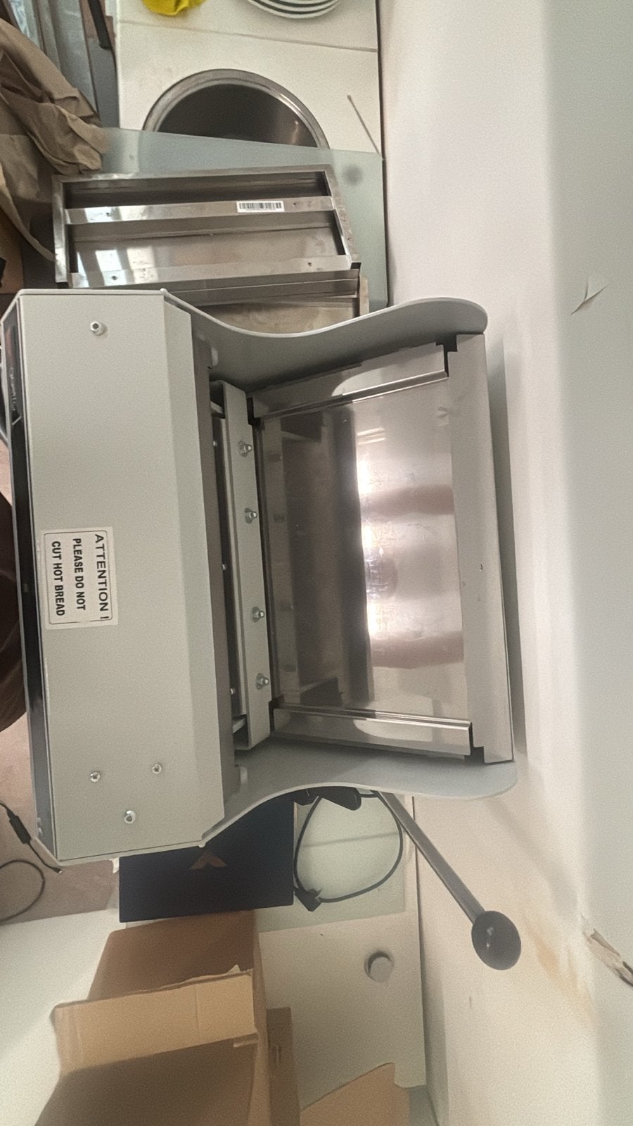 GGMGASTRO Broodsnijmachine BSMS 8T - Horeca Keukenapparatuur, Ophalen, Gebruikt, Bakkerij en Slagerij