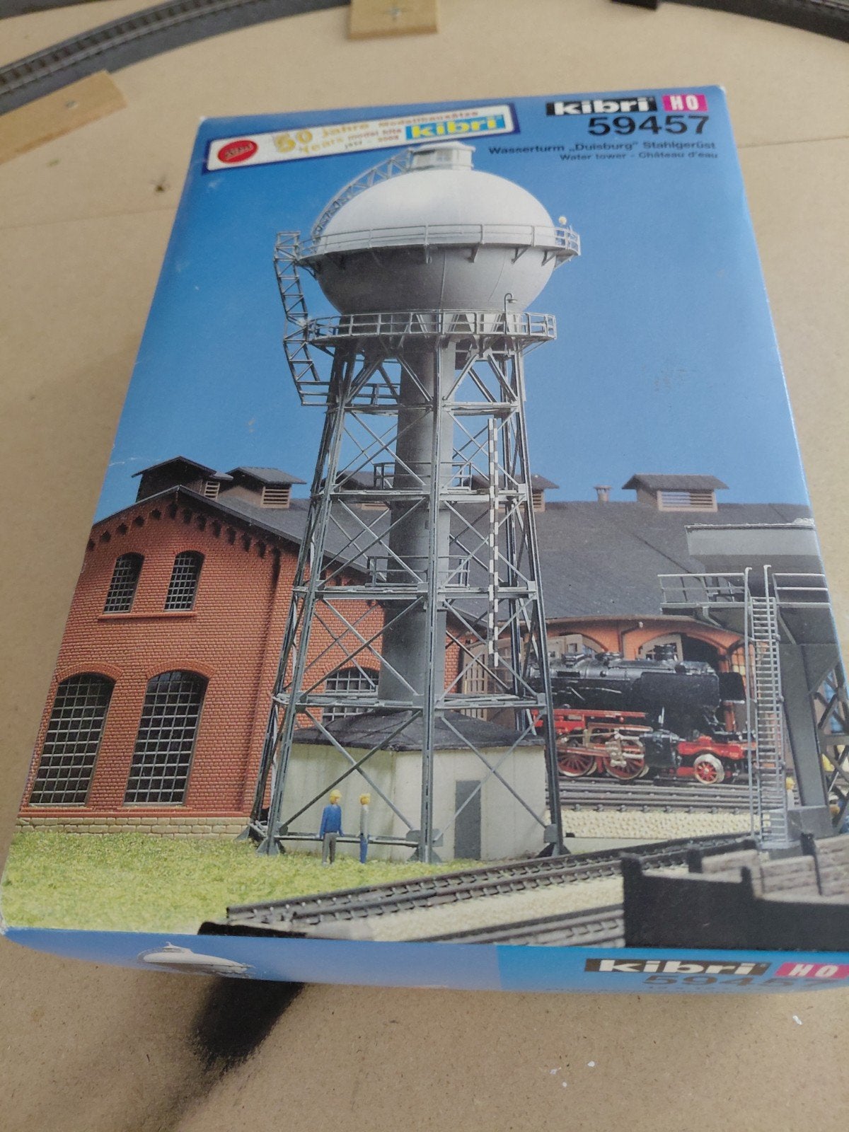 Kibri 59456 Watertoren en Kibri 8035 Stal en Schuur, Hobby en Vrije tijd, Ophalen of Verzenden, Gebruikt, Brug, Tunnel of Gebouw