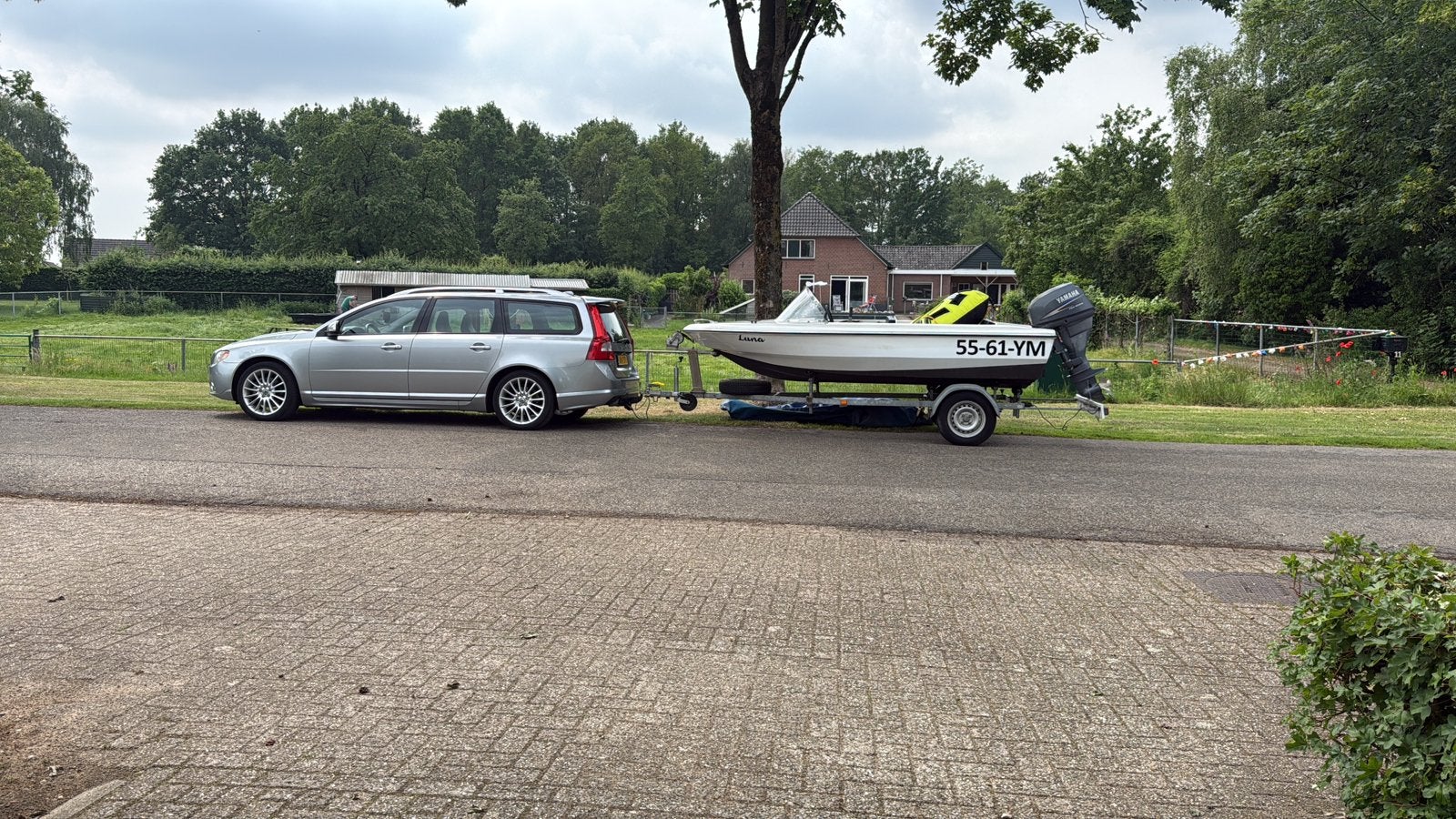 Volvo v70 2011 2.0T&evt beekman met yamaha 25PK buitenboord, Auto-onderdelen, Ophalen, Achter, Volvo, Bumper