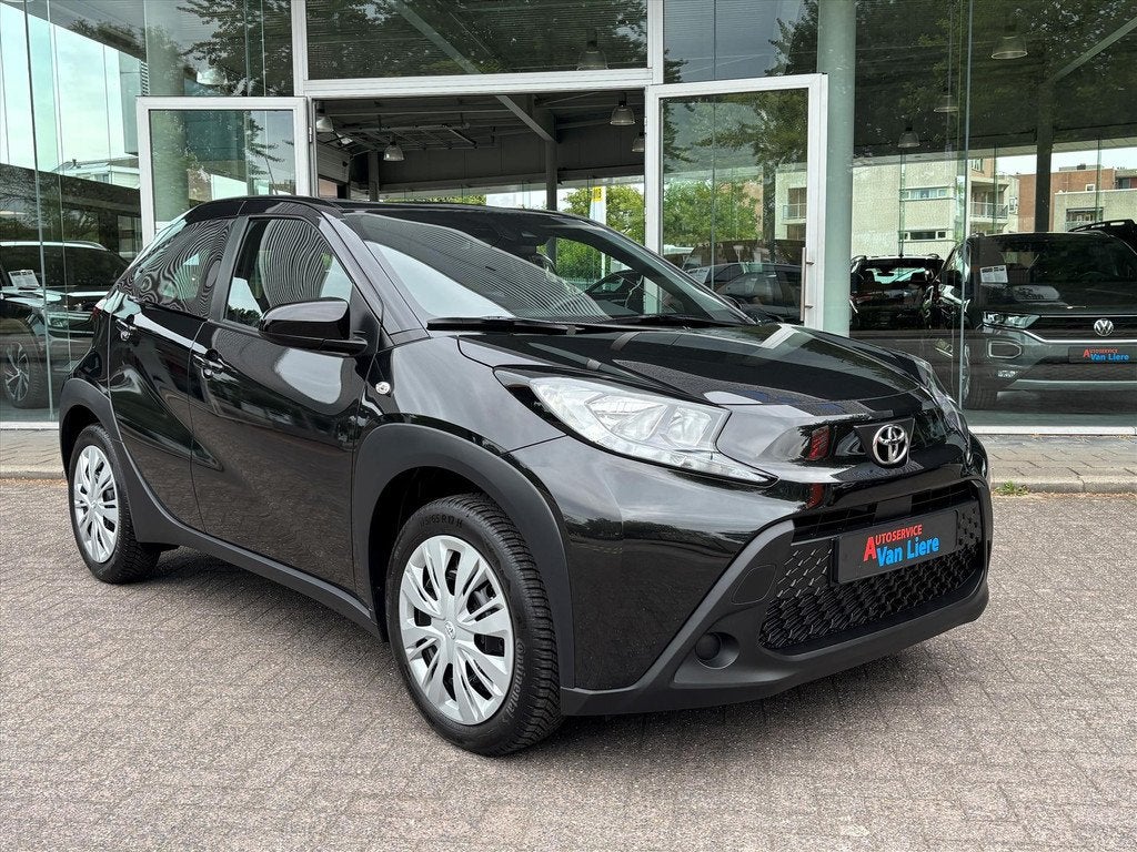 TOYOTA Aygo X 1.0 VVT-i MT Play| Camera| Carplay|Rijklaarpri, Auto's, 12 maanden, Stof, Gebruikt, 920 kg