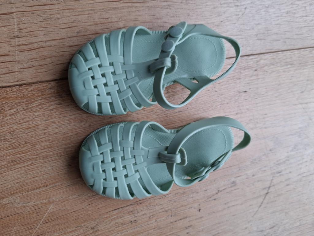 Waterschoenen maat 25 met drukknoopjes, Kinderen en Baby's, Kinderkleding | Schoenen en Sokken, Ophalen of Verzenden, Gebruikt