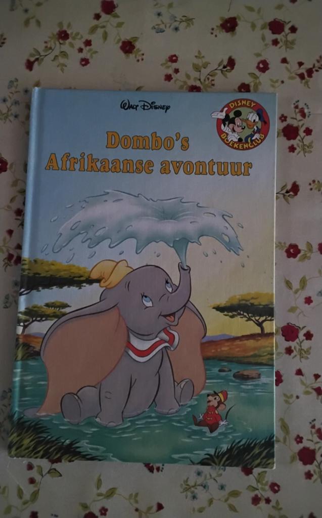Dumbo's Afrikaanse Avontuur - Disney Boekenclub, Boeken, Ophalen of Verzenden, Zo goed als nieuw, Walt Disney, Sprookjes