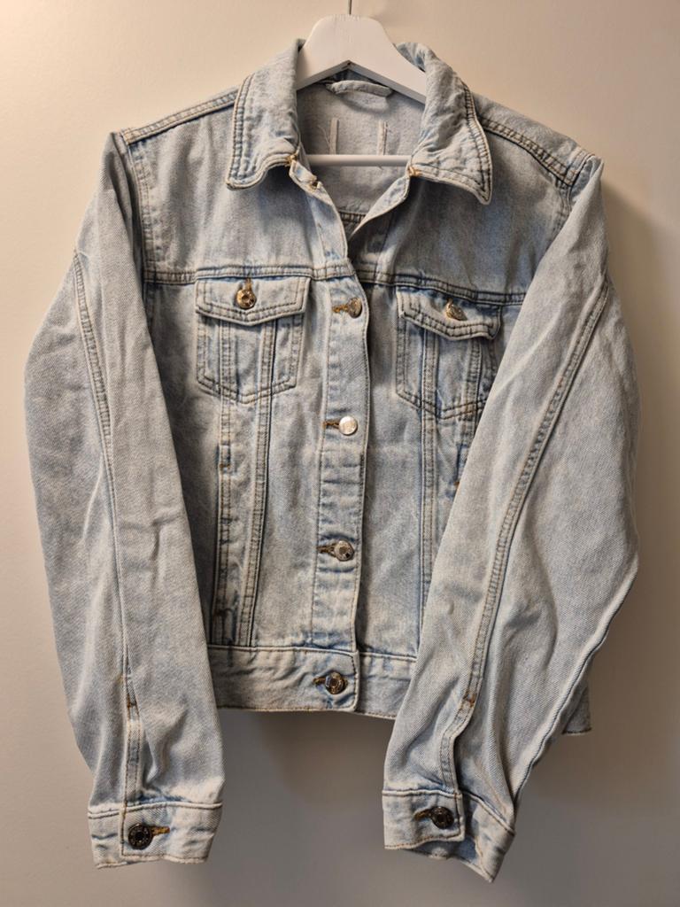 Lichtblauwe spijkerjas  denim jack Maat S, Onbekend, Ophalen of Verzenden, Maat 36 (S), Blauw