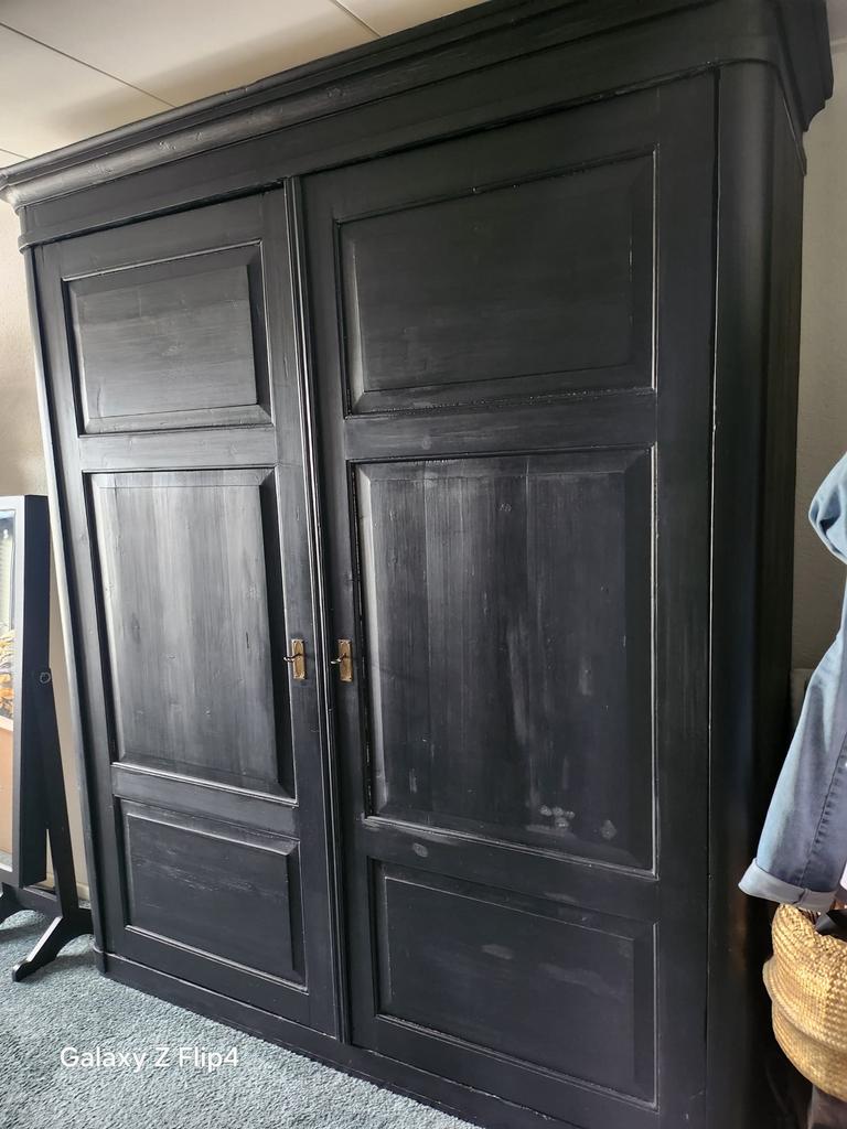 Kledingkast, Ophalen, Met deur(en), Gebruikt, Klassieke kast