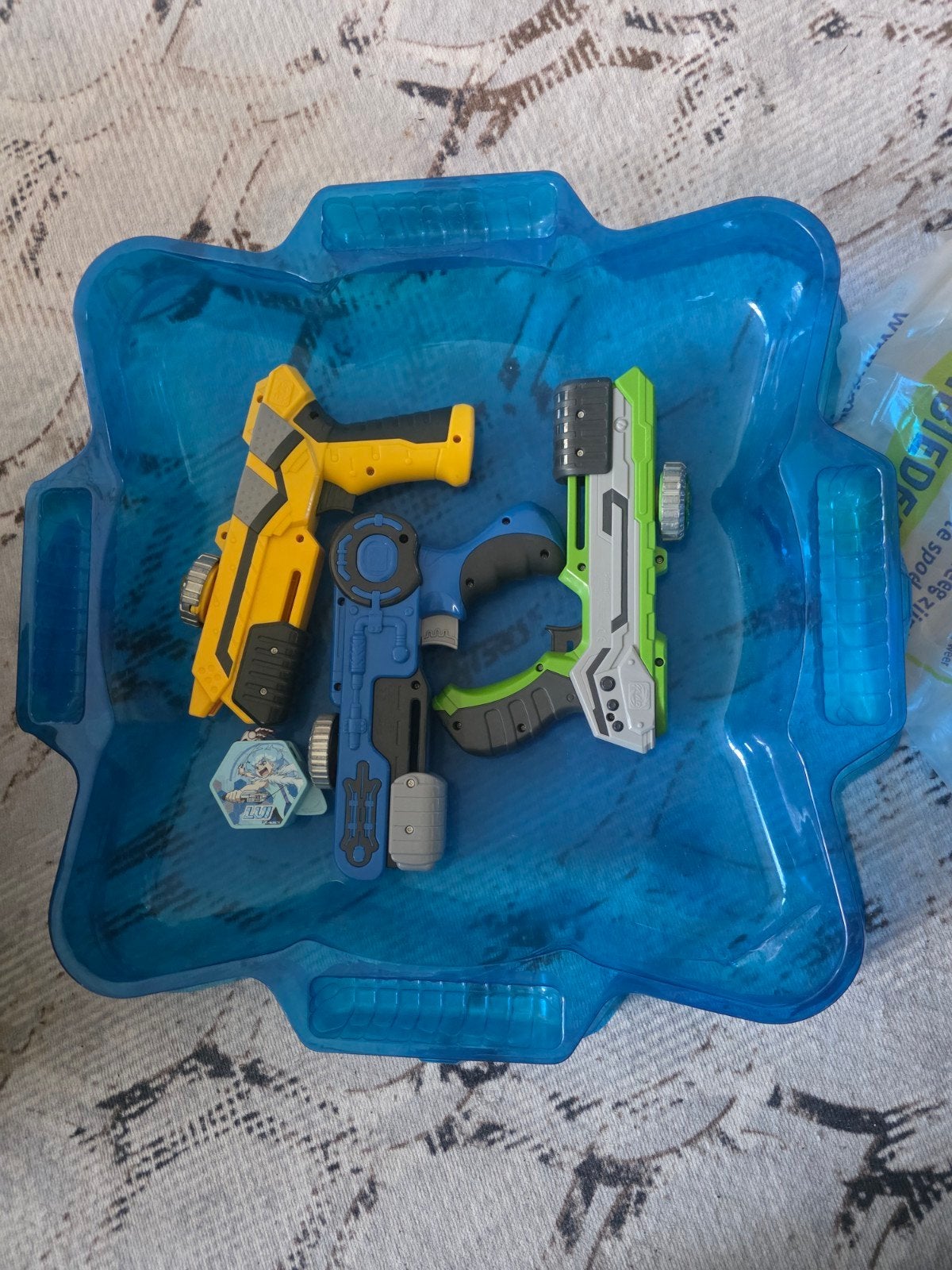 Beyblade Burst Arena met 3 Launchers, Ophalen, Gebruikt, Jongen of Meisje