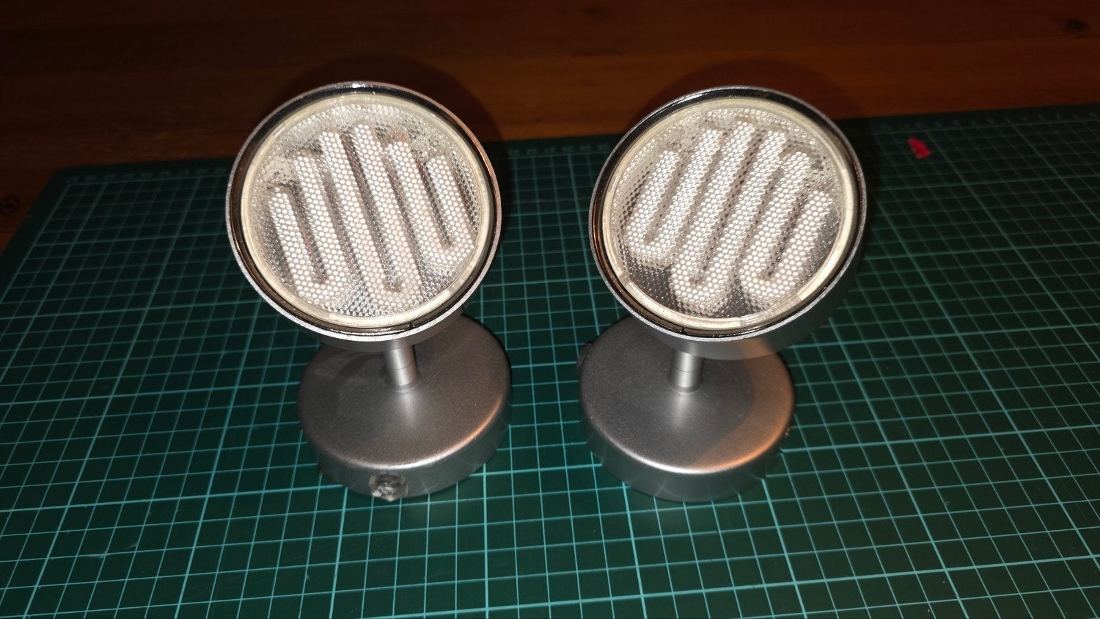 Set van 2 aluminium opbouwspots met halogeenlampen, Halogeen, Opbouwspot, Ophalen of Verzenden, Metaal