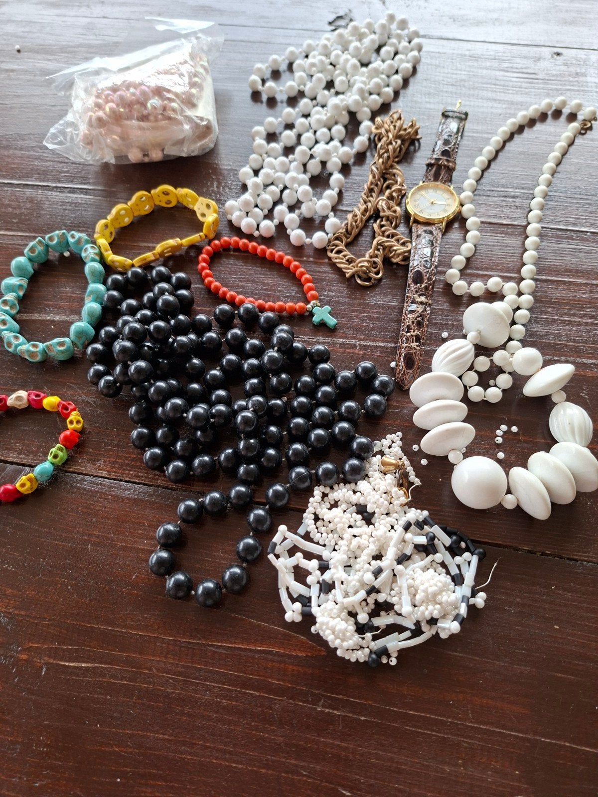 Diverse sieraden: kettingen, armbanden en horloge, Ophalen of Verzenden, Gebruikt, Wit, Overige materialen