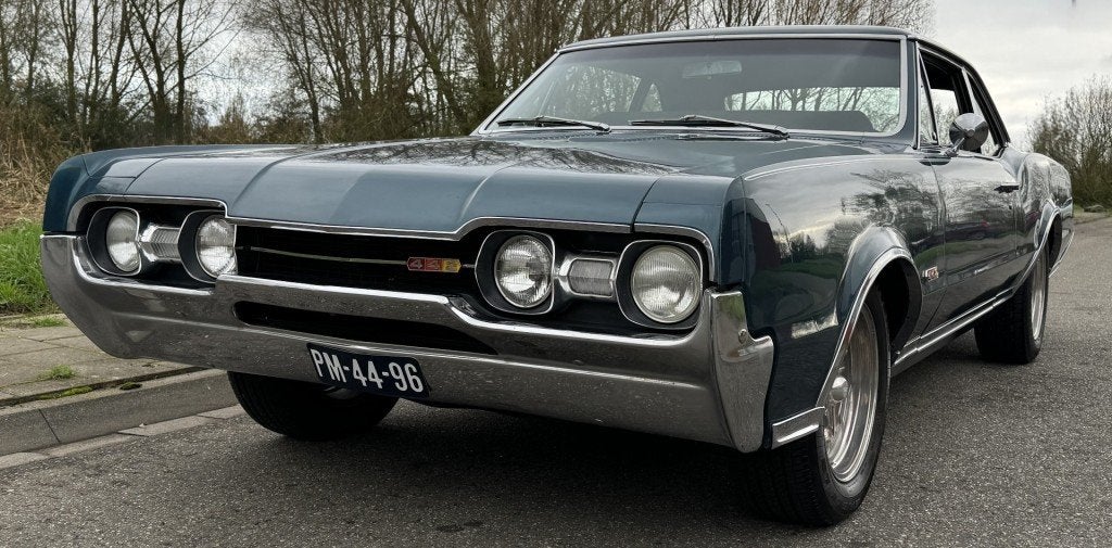 Oldsmobile CUTLASS 442 Coupe, Auto's, Gebruikt, 8 cilinders, 350 pk, Particulier