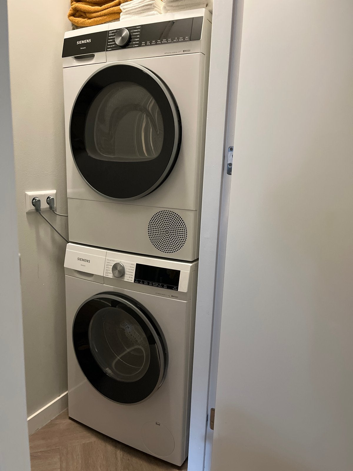 Siemens iQ500 Wasmachine en Siemens iQ500 Warmtepompdroger