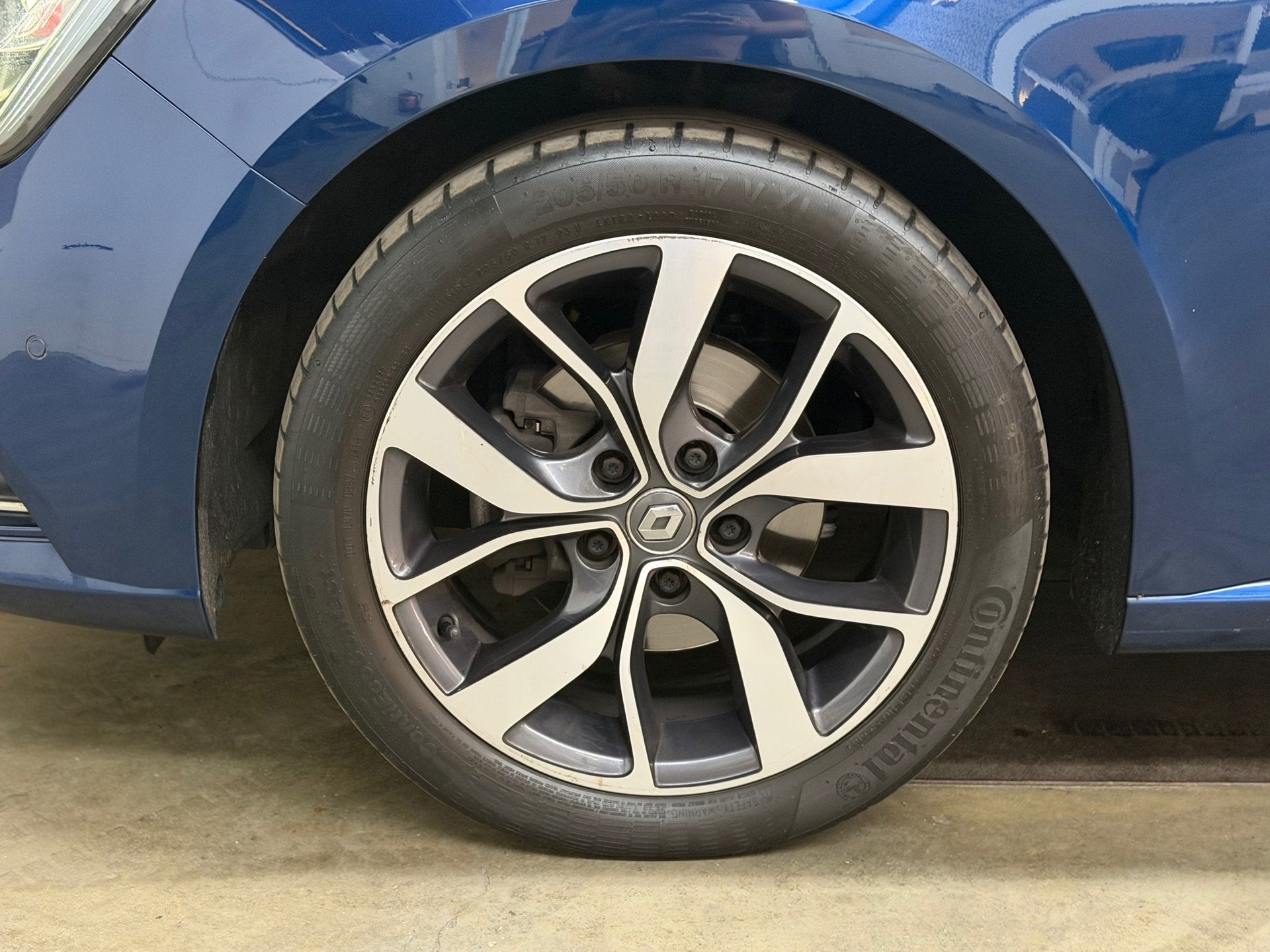 Renault Mégane 1.2 TCe Bose 2016 NAP LED CAMERA LEDER NAVI, Voorwielaandrijving, Gebruikt, 4 cilinders, Blauw