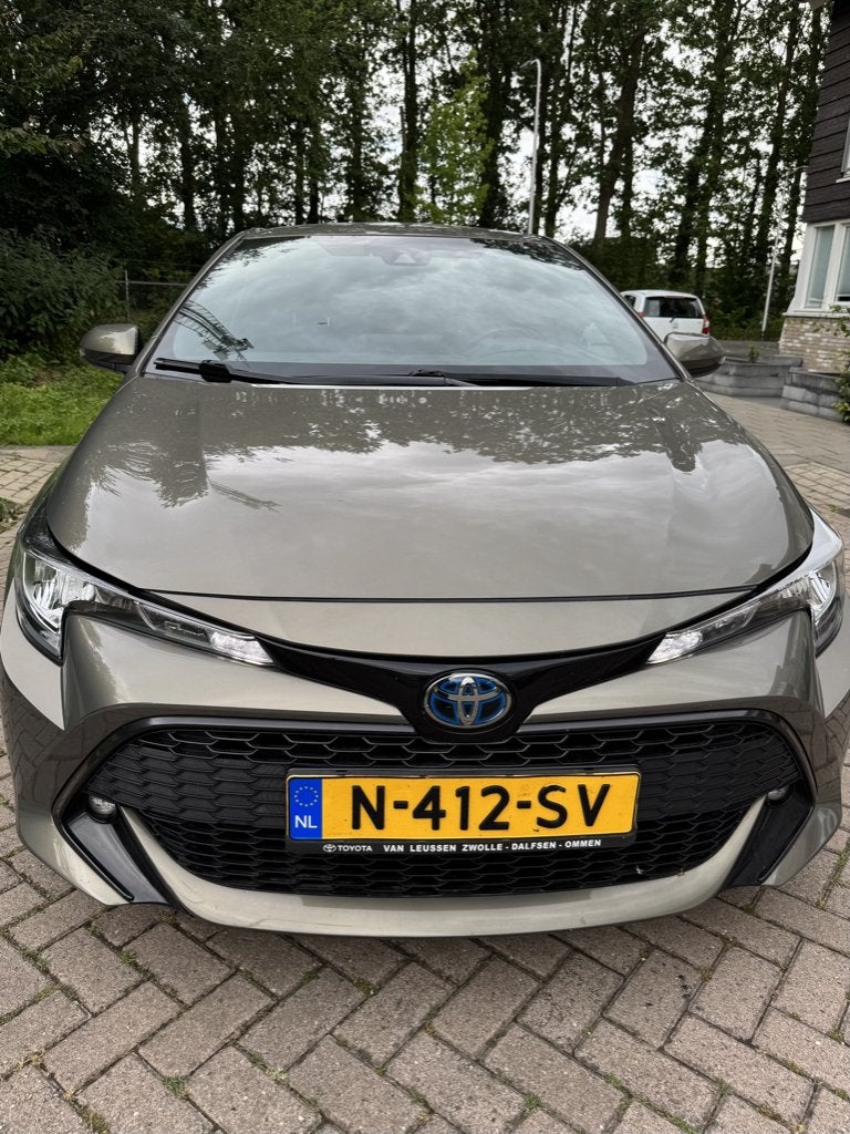 Toyota Corolla 1.8 Hybrid Hatchback Dynamic  2022, Auto's, Toyota, Corolla, Grijs, 1798 cc, 1320 kg