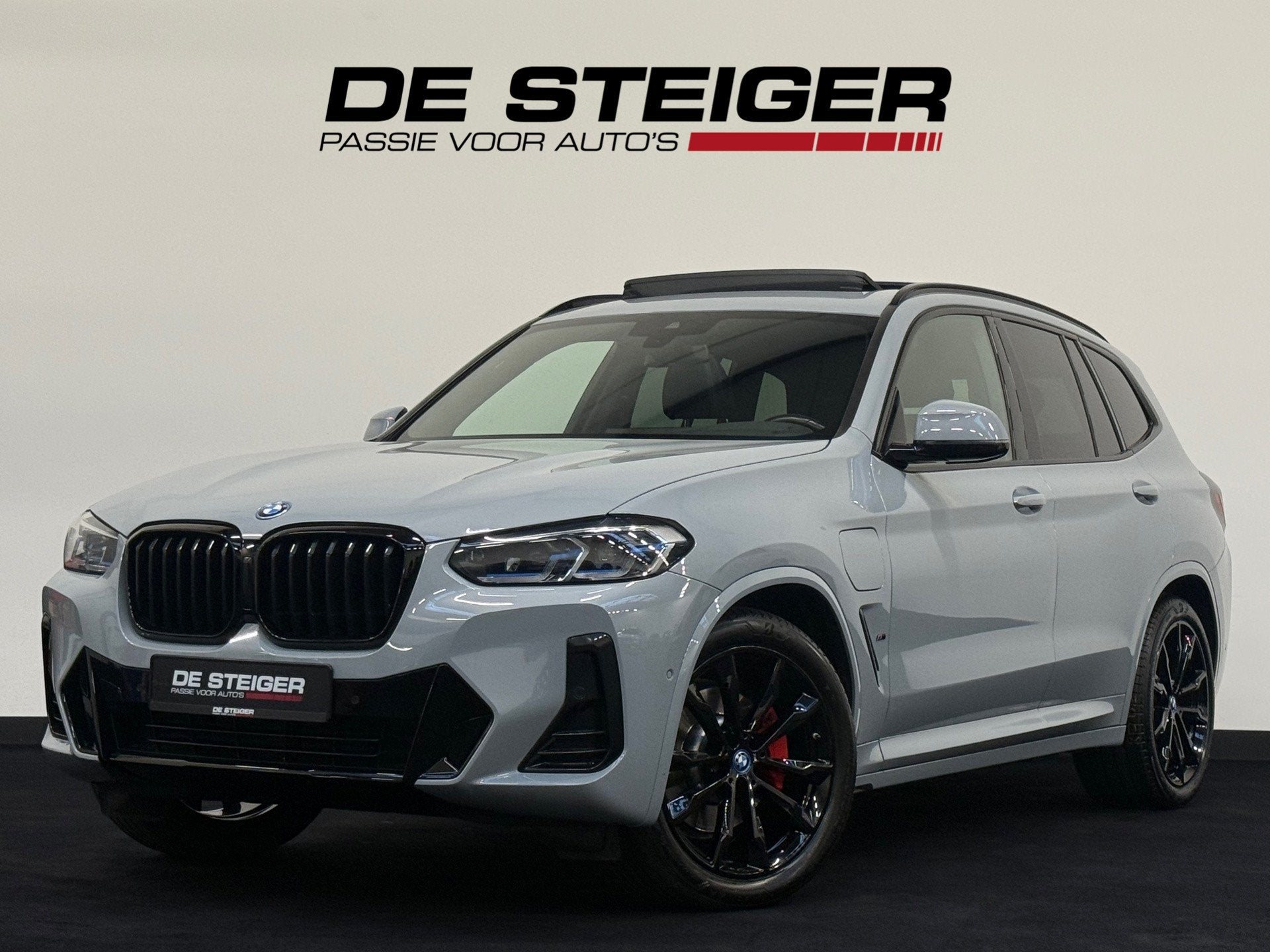 BMW X3 XDrive30e High Executive M Sport Pano Laser Headup Tr, Auto's, Gebruikt, Bedrijf, Vierwielaandrijving, 184 pk